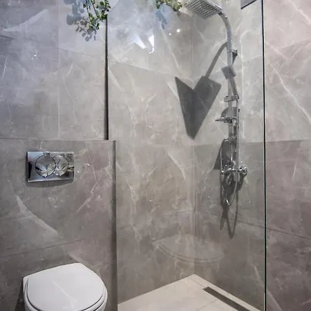 Georgianna's With Private Pool , 'blank Suite' * Charokopio