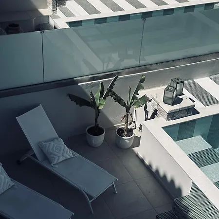 Georgianna's With Private Pool , 'blank Suite' *