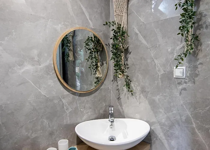 Georgianna's With Private Pool , 'blank Suite' *