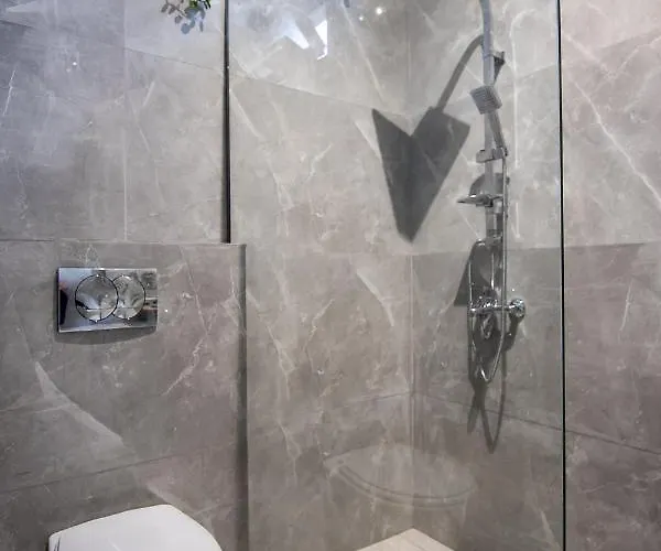 Georgianna's With Private Pool , 'blank Suite' * Charokopio